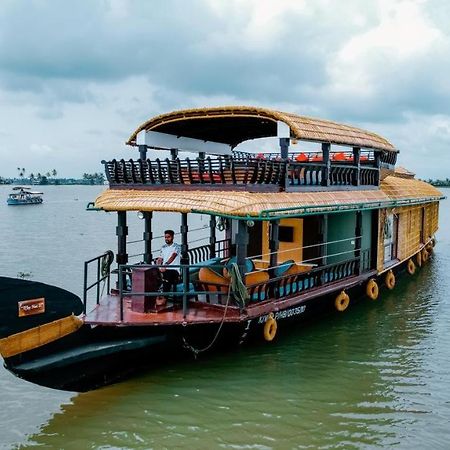 Why Not Houseboat Hotel Alappuzha Exterior photo